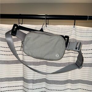 Lulu lemon everywhere belt bag